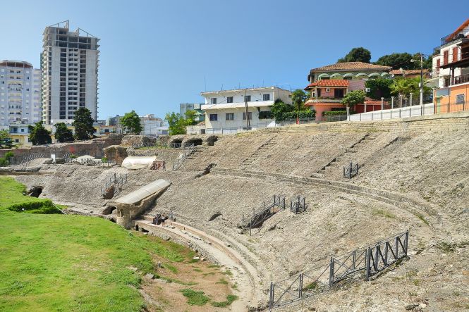 Durrës Amphitheatre. Photo by Pudelek, licensed under CC BY-SA 4.0