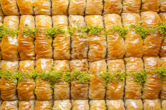 Tunisian baklava, a traditional Tunisian dish. Image by 8photo, from Freepik