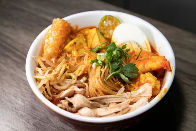 Curry laksa. Photo by Amanda Lim from Unsplash