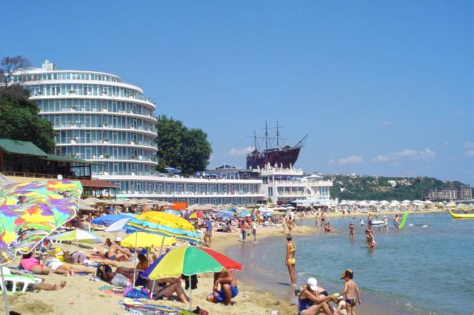 Experience the picturesque waterfront of Saints Constantine and Helena, a gem on the Bulgarian Black Sea Coast. Photo by Kiril Kapustin, licensed under CC BY 2.5