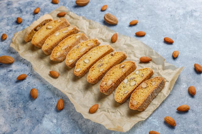 Photo de cantuccini par azerba sur Freepik