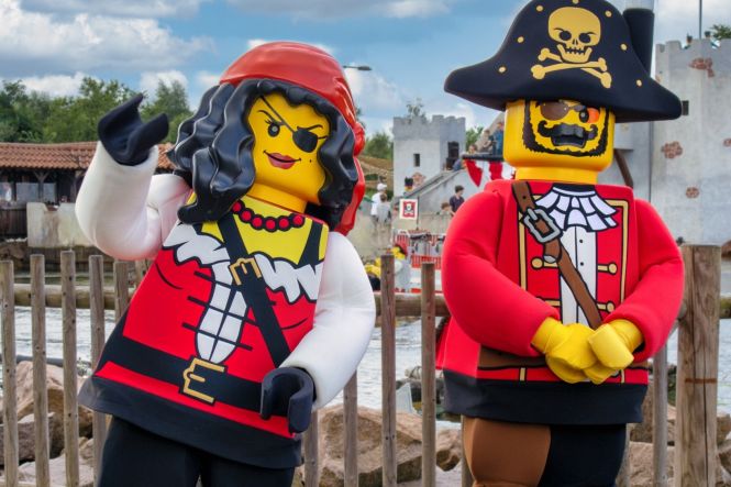 Halloween at Legoland in G&uuml;nzburg. Photo from https://www.facebook.com/LEGOLANDDeutschlandResort/