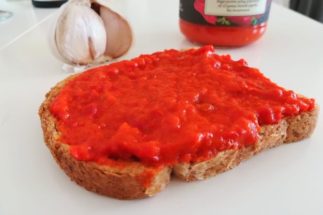 Ajvar, pepper spread to try in Macedonia. Image by Popo le Chien. Licence CC0. Cropped from original