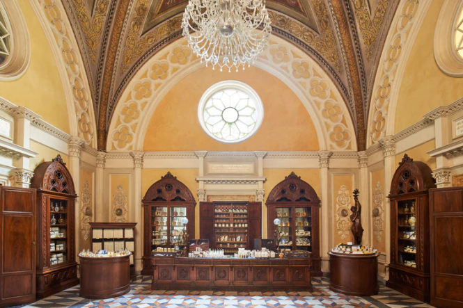 Photo de l'Officina Profumo-Farmaceutica di Santa Maria Novella. Source : https://eu.smnovella.com/