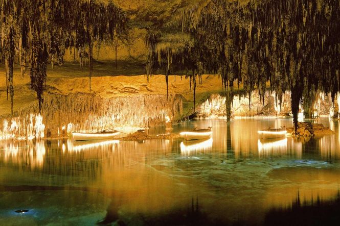 Cuevas del Drach. Foto de www.facebook.com/lascuevasdeldrach