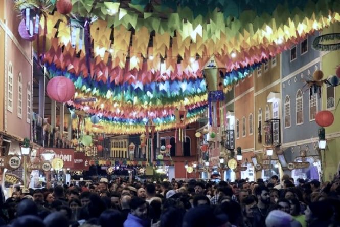 Uma rua movimentada em São Paulo. Foto: https://www.facebook.com/governosp