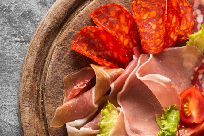 Salami. Photo by freepik