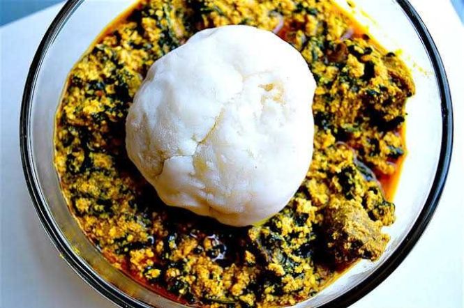 Pounded yam and melon soup (egusi). Photo by Bukky658. License: CC BY-SA 4.0