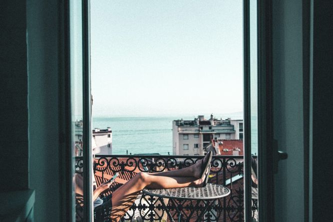 Getting ready for Day 2 in Cannes. Photo by Andre Benz on Unsplash