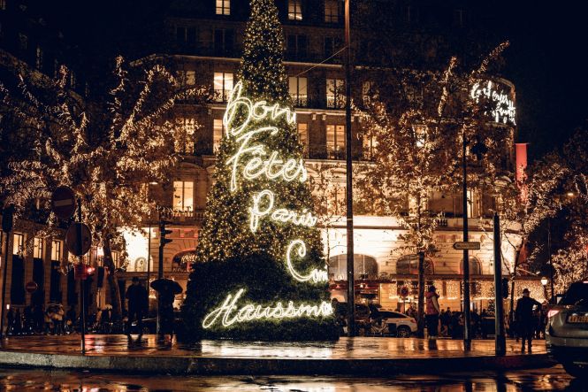 Paris, France. Photo from https://www.facebook.com/p.infos/