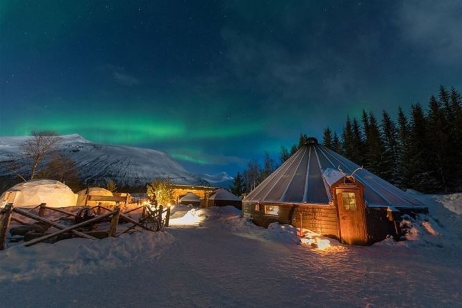 Troms&oslash;, Norway. Photo from https://www.facebook.com/VisitTromso