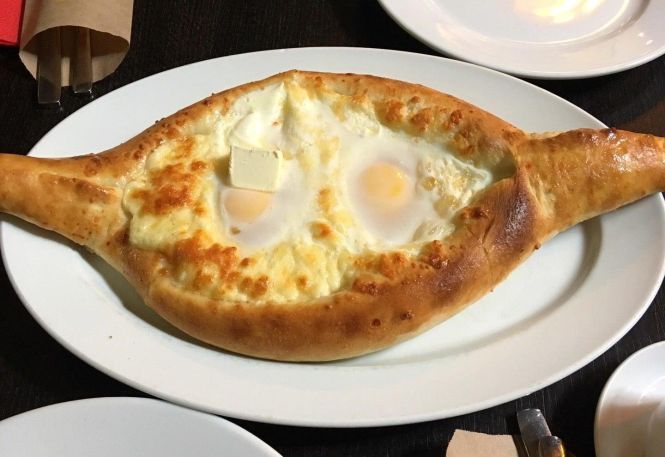 Khachapuri. instagram.com/khachapurisochi